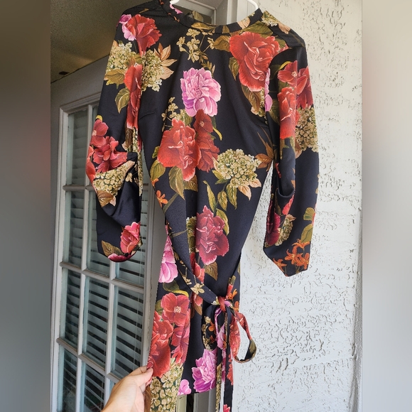 Zara Dresses & Skirts - Zara Floral Print Women's Dress Sz Xs